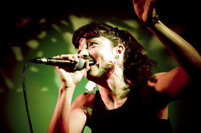 Anahí Arias participa en una nueva edición de "La Fiesta de la Flor" en La Capilla.
